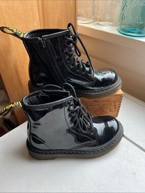 Girls Dr. Martens Black Patent Leather Boots with Yellow Loop size 12